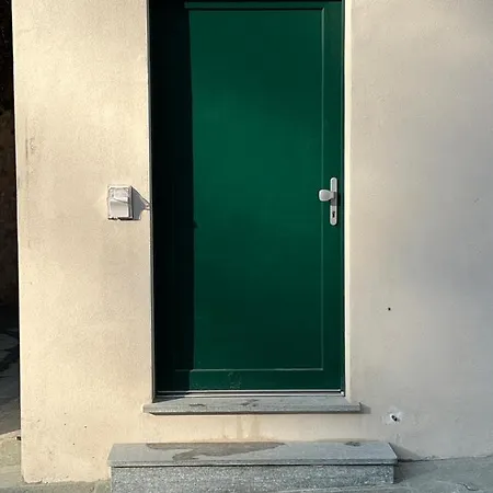 Green Door 1974 Neive